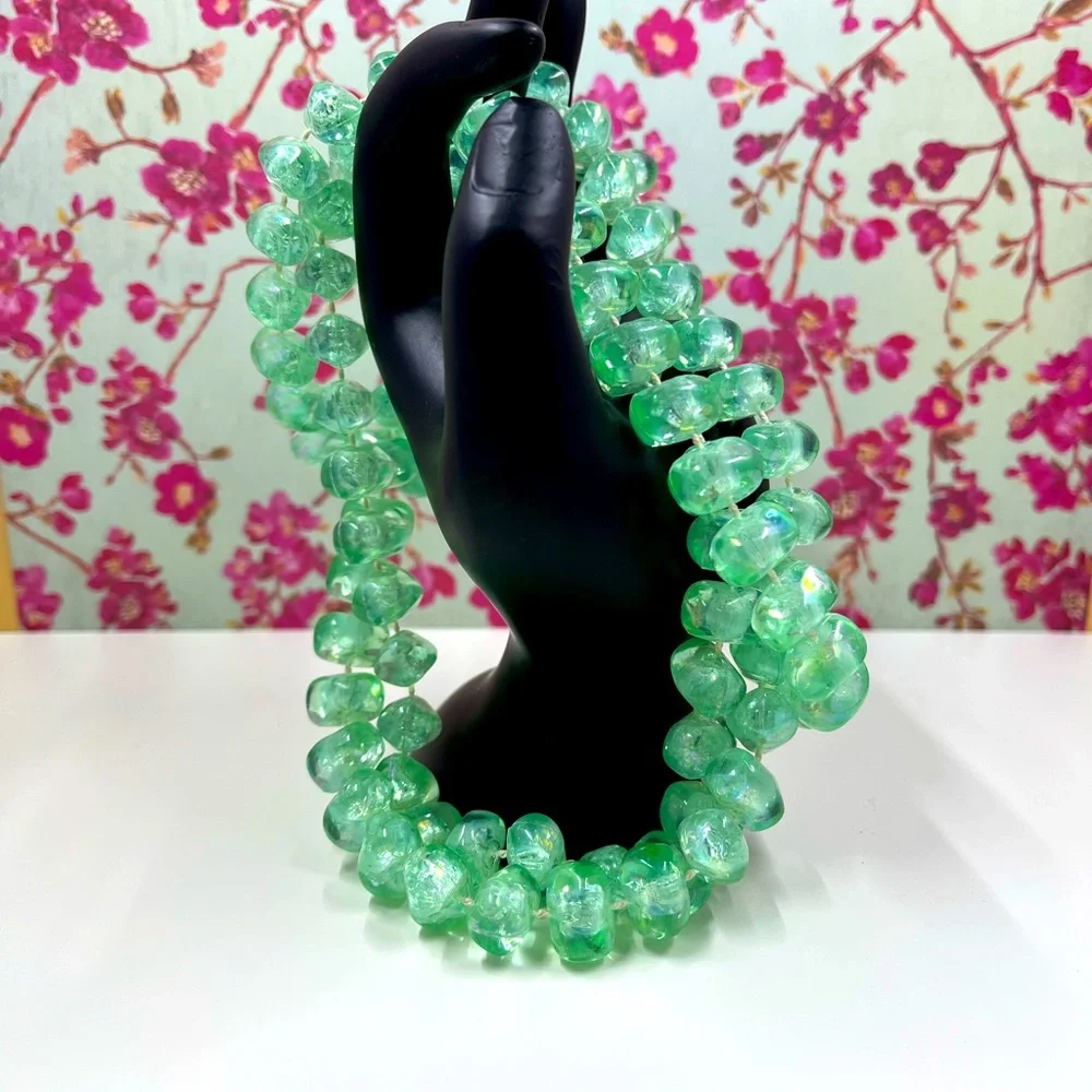 Vintage Y2K Extra Long Green Acrylic Beaded Necklace - Picture 1 of 4